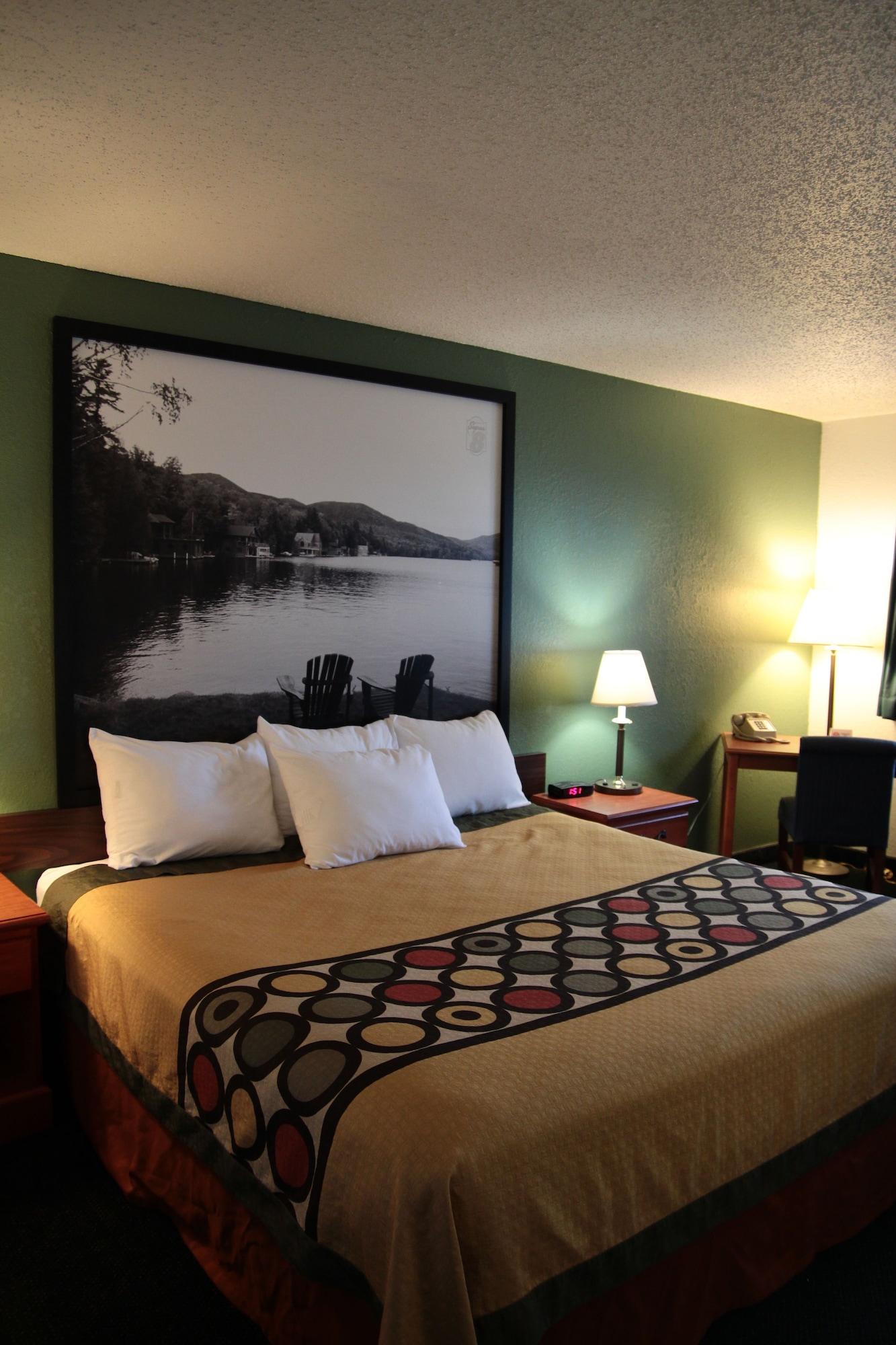 Super 8 By Wyndham Queensbury Glens Falls Buitenkant foto